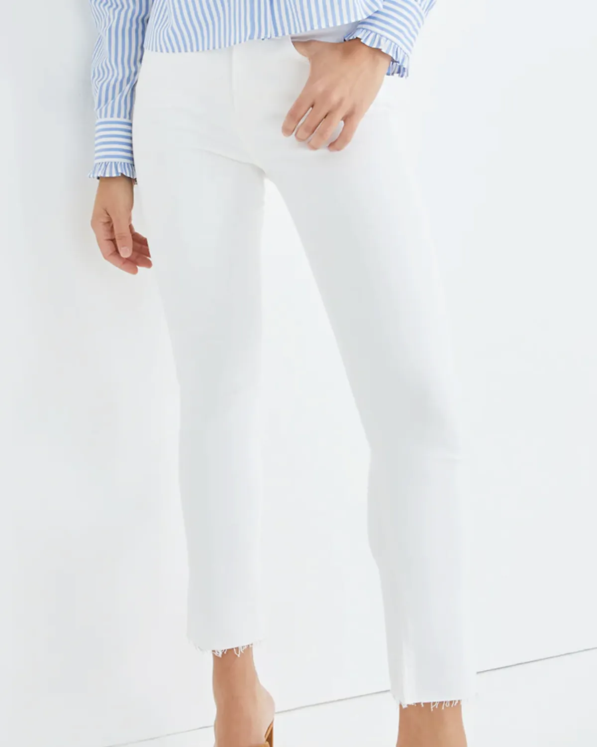 Carly Kick Flare Raw Hem Denim (White)