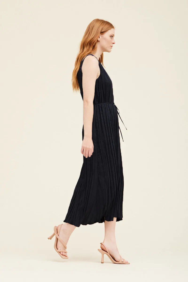 Heather Pleated Midi Dress