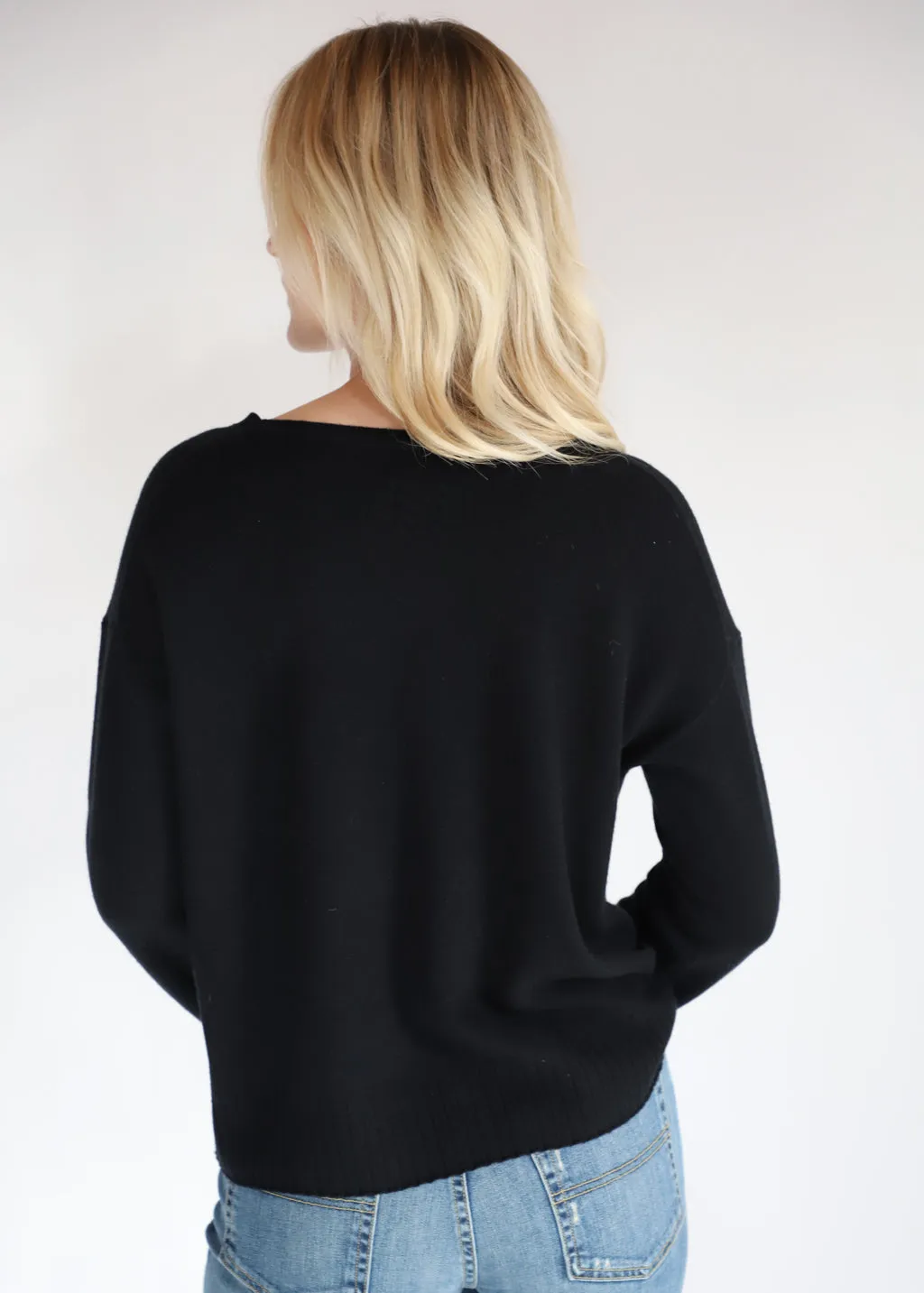 Nili Lotan Boyfriend Sweater in Black