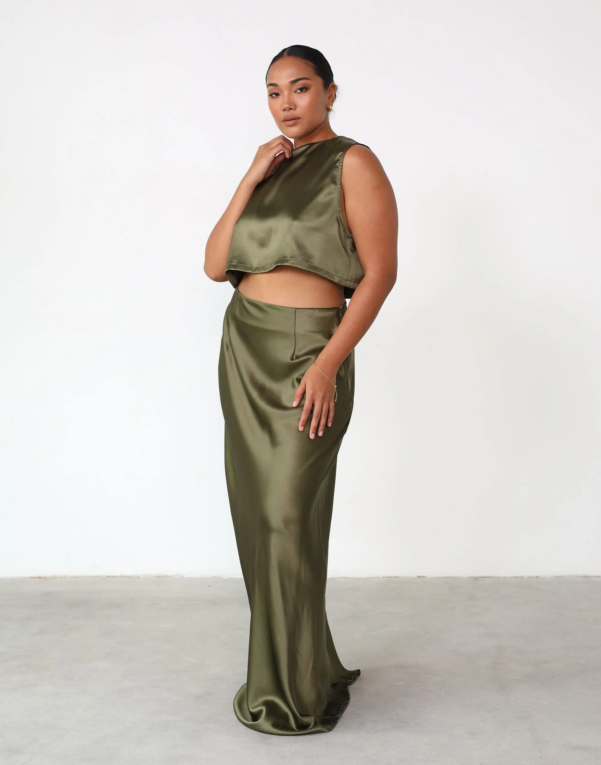 Sincerity Maxi Skirt (Dark Olive)