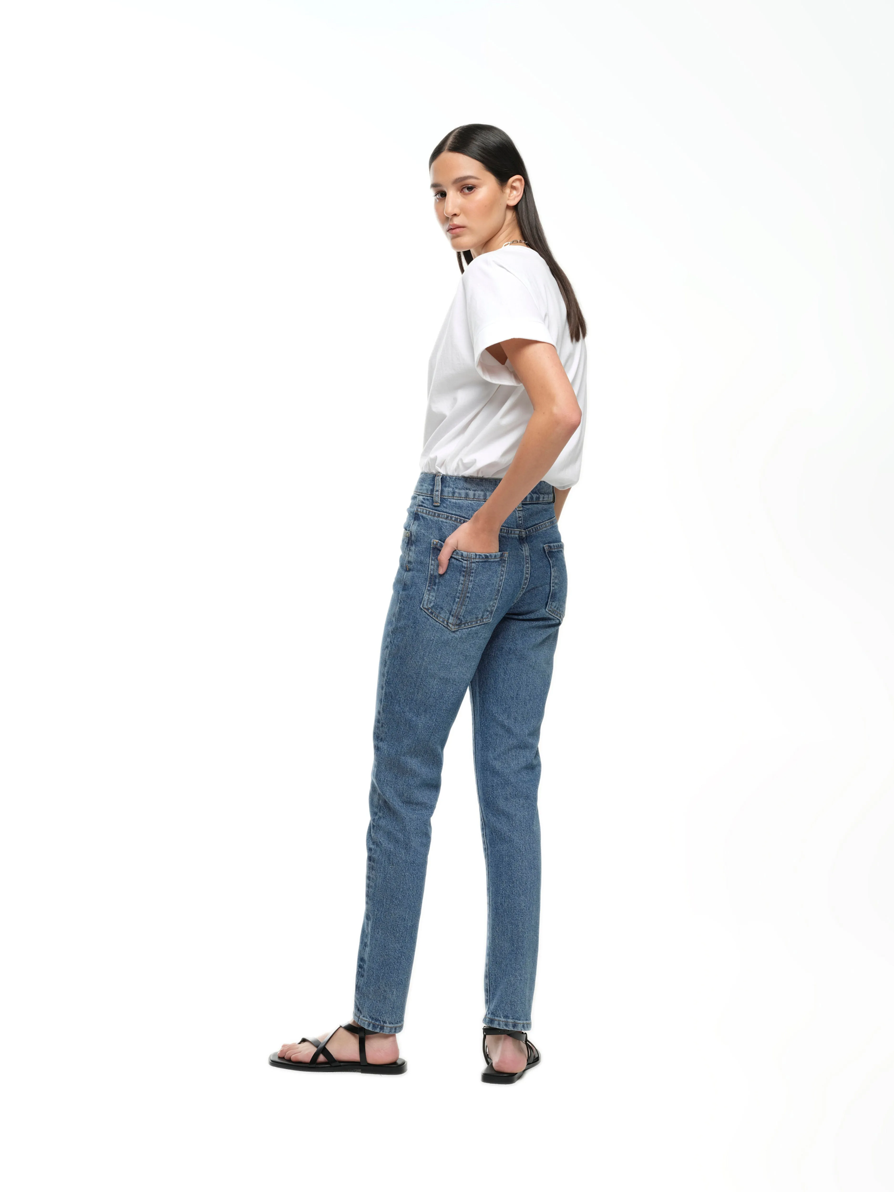 STRAIGHT LEG JEAN - MID INDIGO